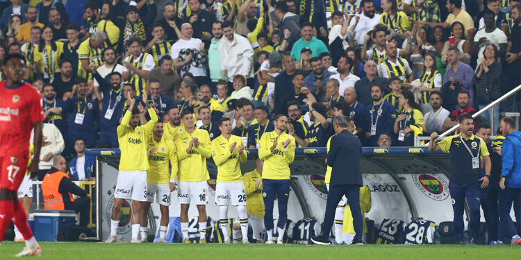 Fenerbahçe 9'da 9 yaptı