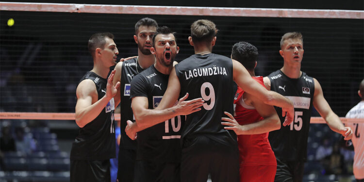 A Milli Erkek Voleybol Takımı Finlandiya'yı mağlup etti