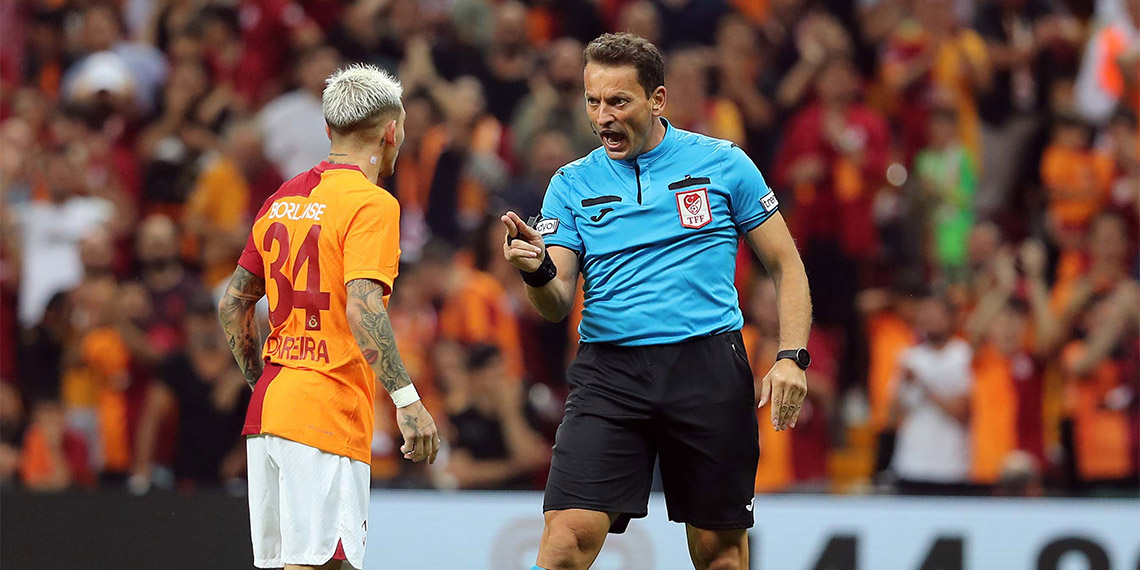 Galatasaray Teknik Direktörü Okan Buruk, "Manchester maçıyla ilgili planı yapacağız. Nasıl başlayıp, devam edeceğiz bakacağız. Galatasaray her maçı kazanmak için oynar. Kazanmaktan başka düşüncesi olmaz” şeklinde konuştu.