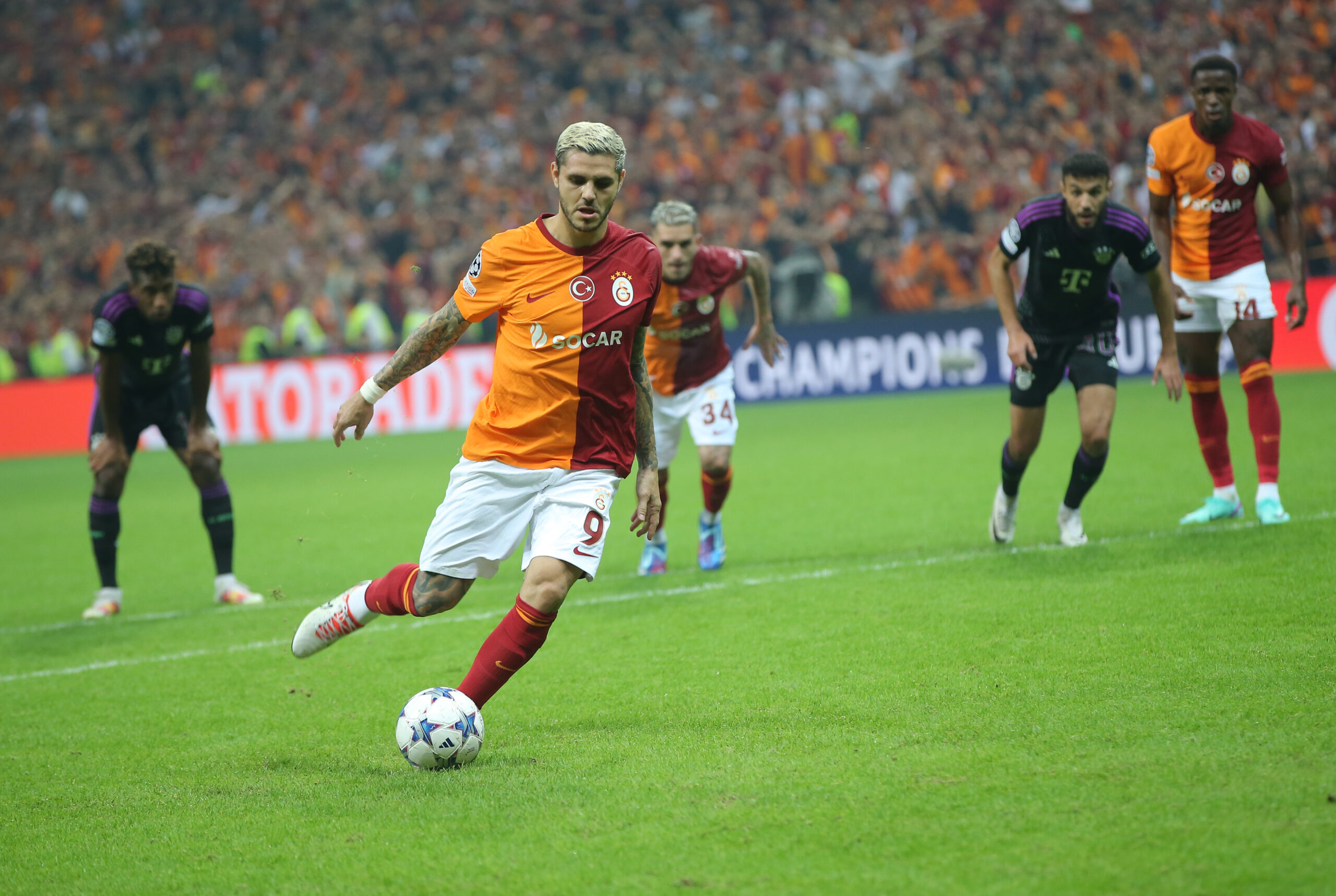 UEFA Şampiyonlar Ligi A Grubu 3’üncü maçında Bayern Münih-Galatasaray'ı 3-1 mağlup etti.