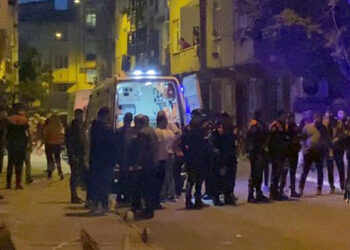 Esenler'de çıkan yangında 2 yaşındaki çocuk öldü
