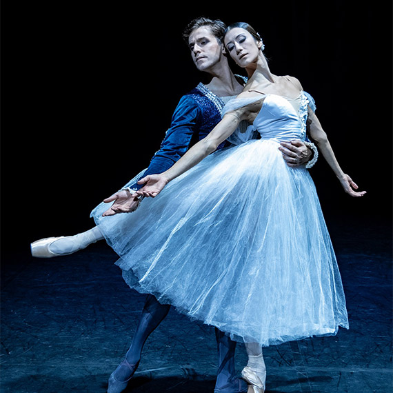 Giselle Balesi AKM'de prömiyer yapacak