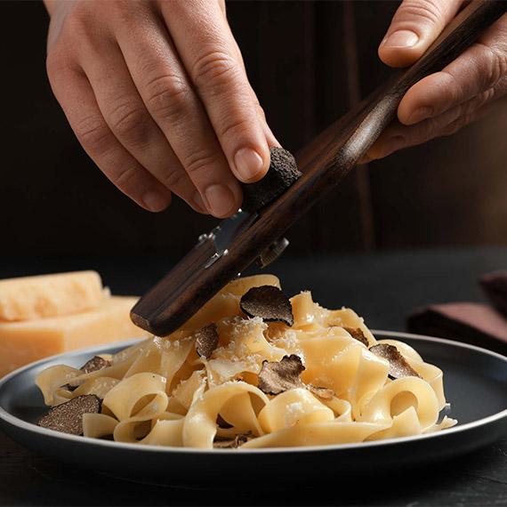 'Güzel Masa' Çeşme'de hizmete giriyor