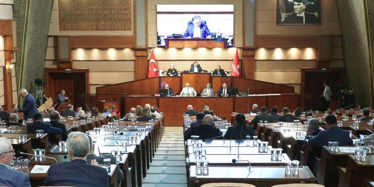 İBB Meclisi Gazze'ye ambulans gönderme kararı aldı