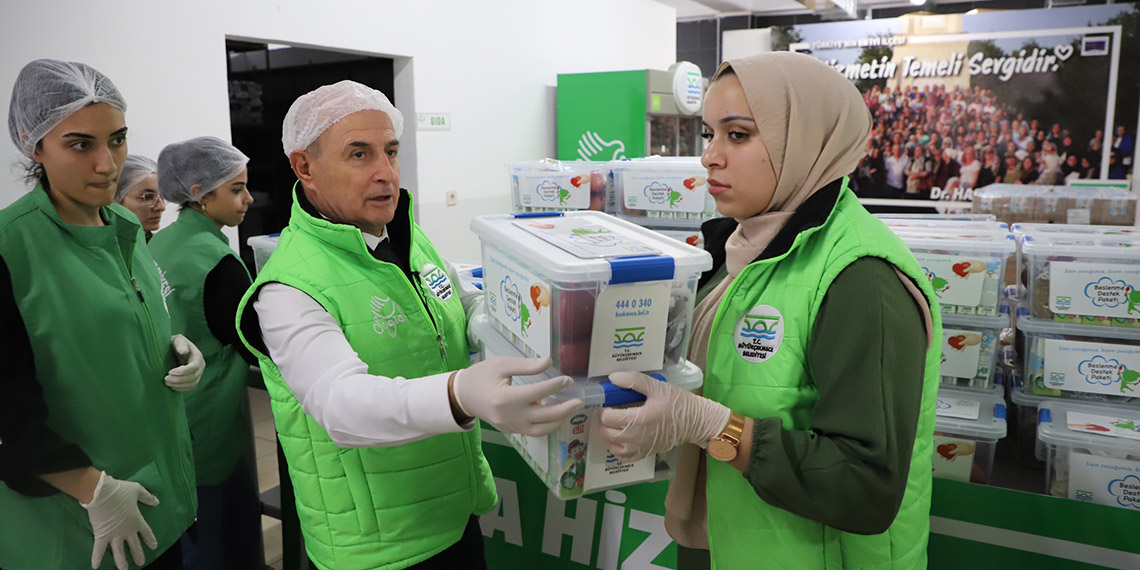 Bu görsel boş bir alt niteliğe sahip; dosya adı Ilkogretim-cagindaki-ogrencilere-beslenme-destegiz.jpg