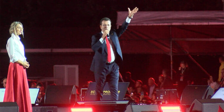 Cumhuriyet sonsuza dek var olsun