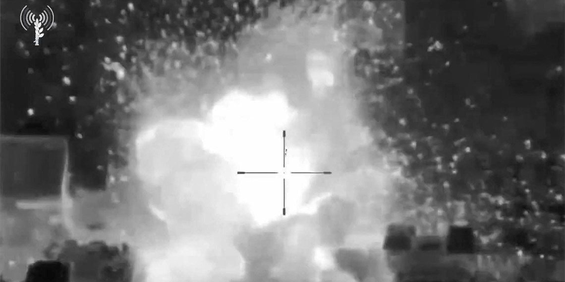 Gazze Şeridi'nde 320'den fazla hedef vuruldu