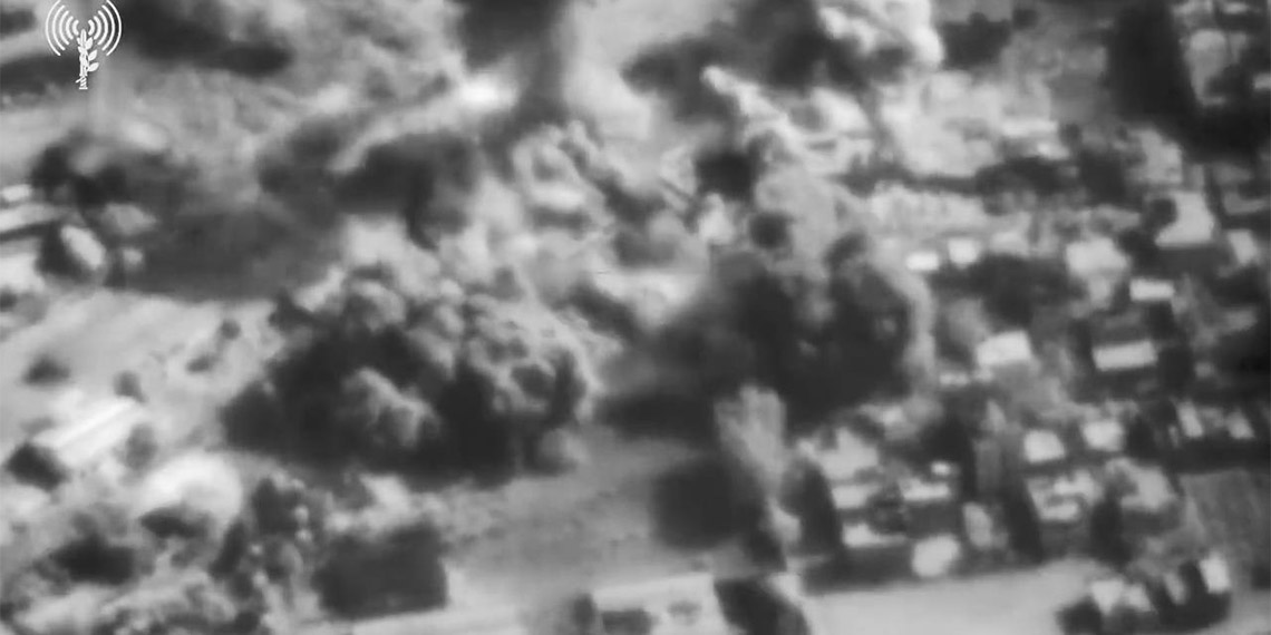 Gazze Şeridi'nde 450 askeri hedef vuruldu