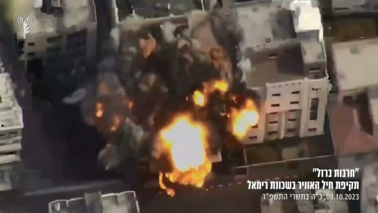 Lübnan sınırında bulunan 28 yerleşim yeri tahliye edilecek