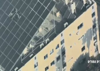 Saldırı düzenlenen hastanenin havadan görüntüleri yayınladı