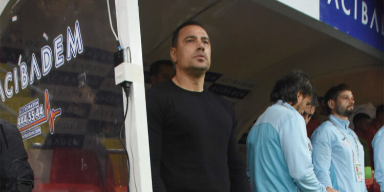 Kayserisporlu taraftarlardan Çağdaş Atan'a tepki