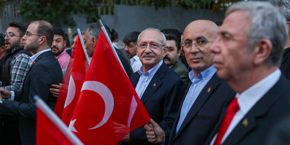 Kılıçdaroğlu, 1'inci Meclis'ten Anıtkabir'e yürüdü