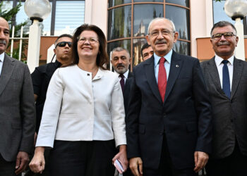Milli Eğitim Bakanlığı milli olmaktan çoktan çıkmış