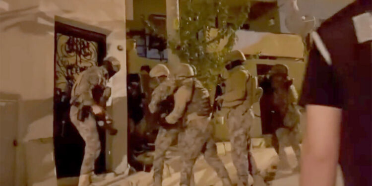 Kafes operasyonlarında 150 şüpheli yakalandı
