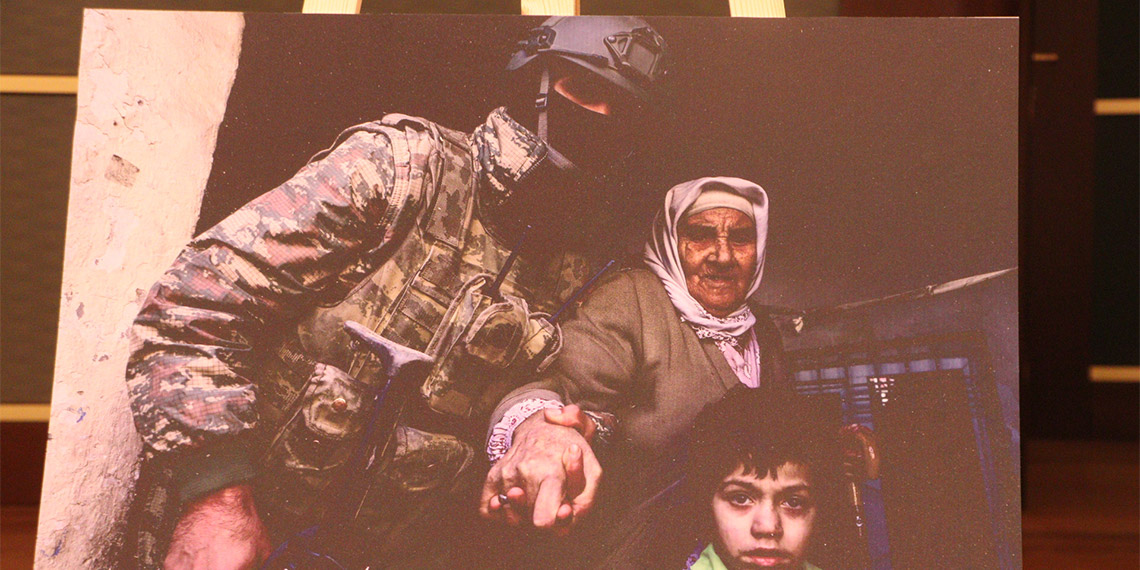 Cumhuriyet'in 100'üncü yılına özel fotoğraf sergisi