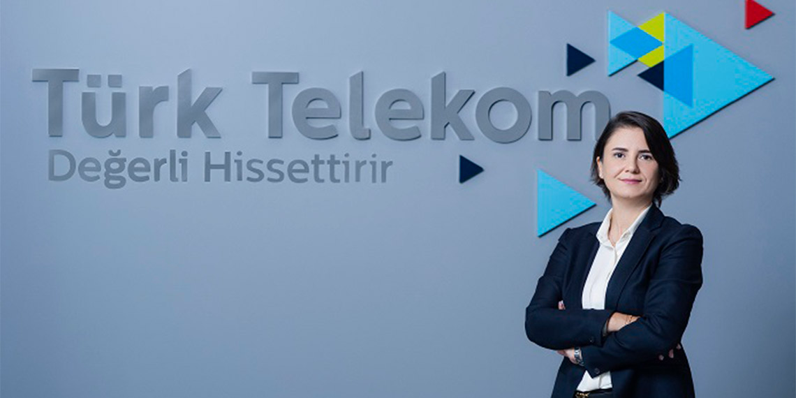 Türk Telekom uygulaması üzerinden Müşteri Deneyim Haftası'na özel 'Bul Kazan' ile bin kişiye hediye veriliyor.