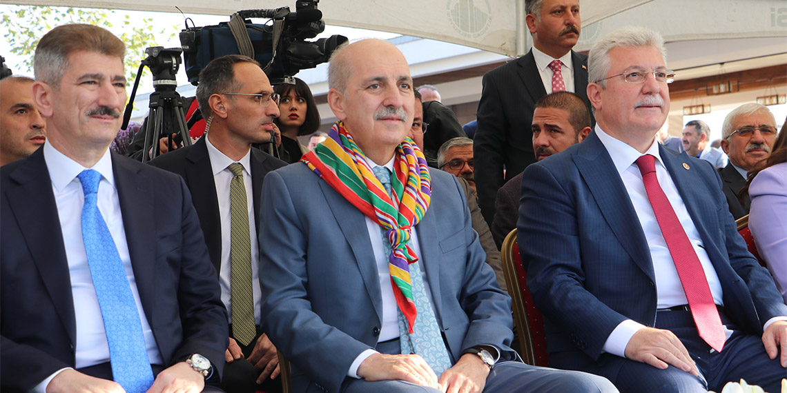 Milli kültürümüzü geliştirerek sonraki nesillere aktaracağız