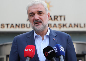 2 milyon insan bombaların altında yaşamak zorunda bırakıldı