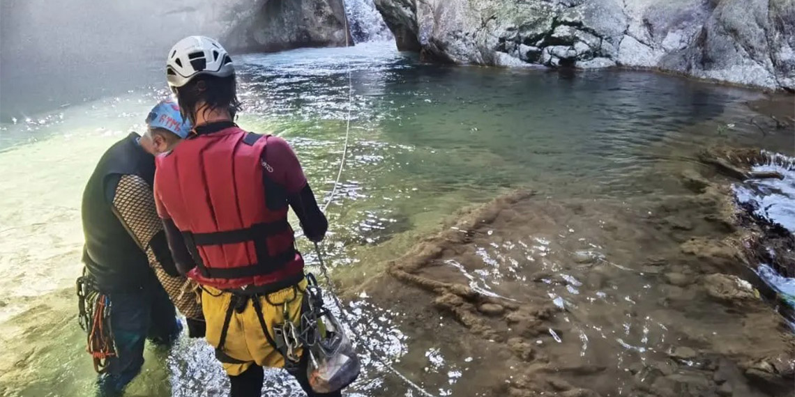 Türkiye Dağcılık Federasyonu Kanyoning kurul üyeleri ve dağcılık antrenörleri tarafından Karaçay Vadisi'nde 19 şelale keşfedildi.