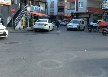 Pendik'te mahalleli trafik ışığı ve kasis istiyor