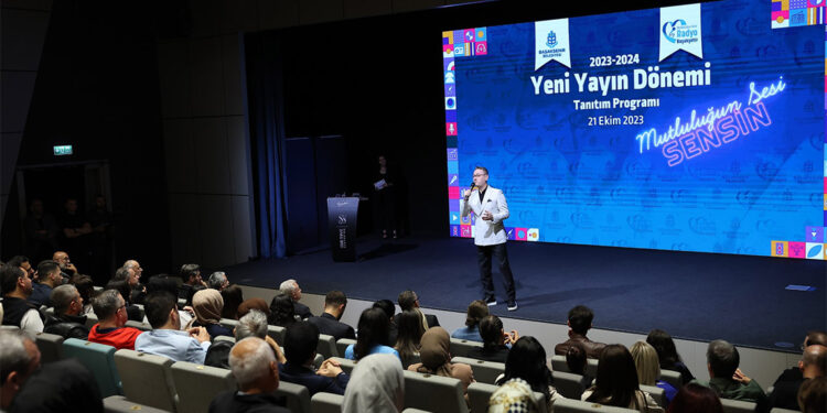 Radyo Başakşehir yeni yayın dönemine başladı