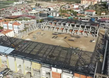 Somaspor'un kullanacağı yeni stad inşaatı sürüyor