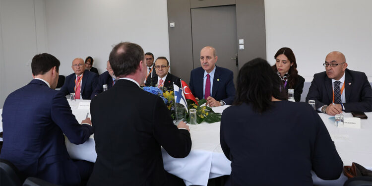 Kurtulmuş, Çekya Cumhurbaşkanı Petr Pavel ile görüştü