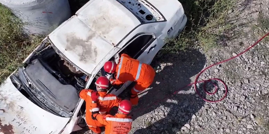 TSK İnsani Yardım Tugayı'ndan tatbikat
