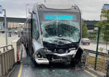 Uzuncaçayır'da metrobüs kazası