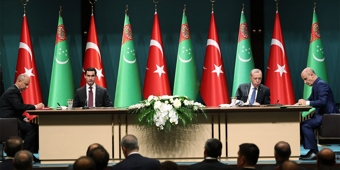 YÖK ve Türkmenistan arasında ortak diploma anlaşması