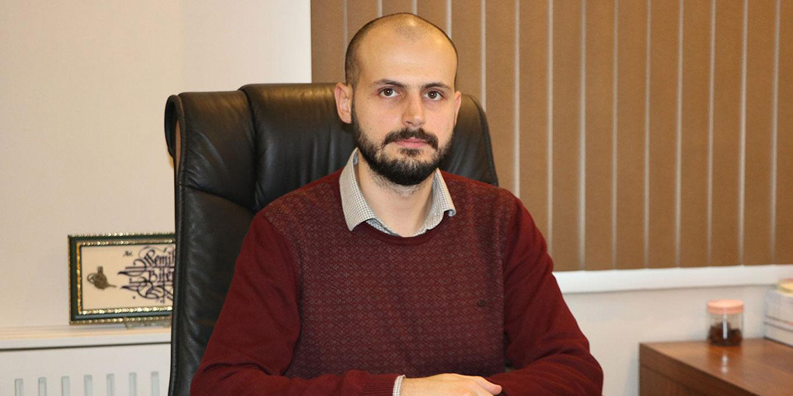 İnsan Hakları ve Mazlumlar İçin Dayanışma Derneği (MAZLUMDER) Gn. Sekreteri M. İbrahim Asım Bilir, İsrail'in Gazze'deki saldırılarını, çatışmada işlenen suçları ve Batı’dan gelen tepkileri değerlendirdi.