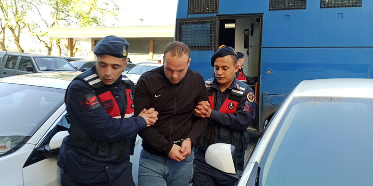 2 erkek çocuğuna cinsel istismara 'iyi hal' indirimi