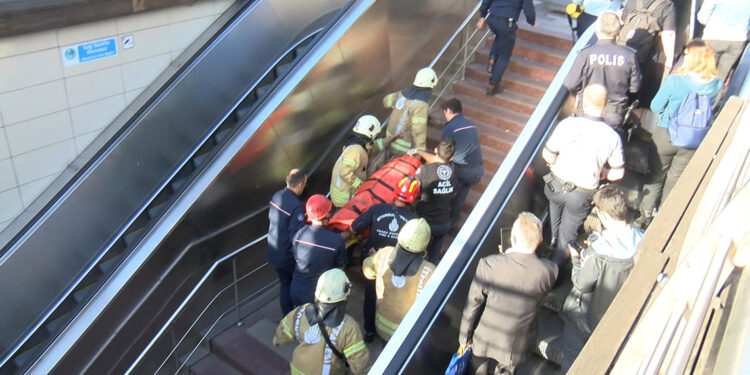 4.Levent metro istasyonunda intihar girişimi: Ulaşım kilitlendi