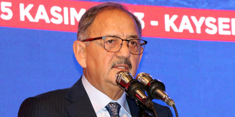6 ay içinde 100 bin civarında köy evimizi bitireceğiz