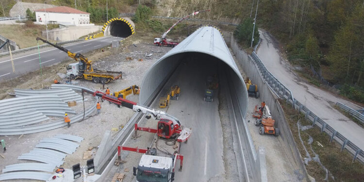 90 metre uzatılan Bolu Dağı Tüneli yarın ulaşıma açılıyor