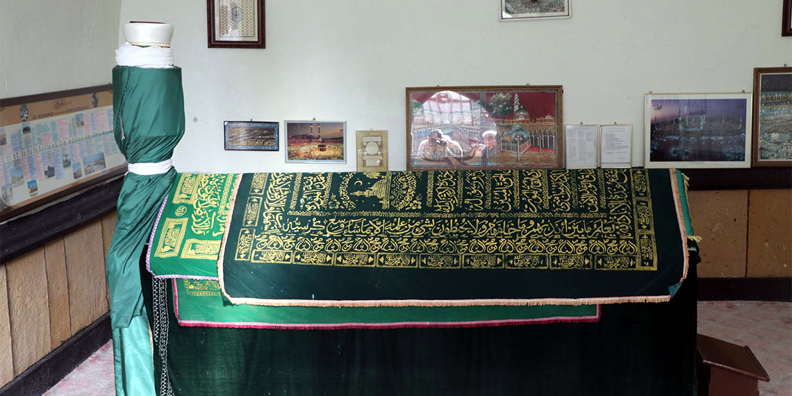 Kayseri'de, Danışmentliler Beyliği'nin 3'üncü hükümdarı Melik Mehmed Gazi tarafından yaptırılan, yaklaşık 900 yıllık medresenin kalıntılarının üzerine tuvalet ve şadırvan yapıldığı ortaya çıktı.