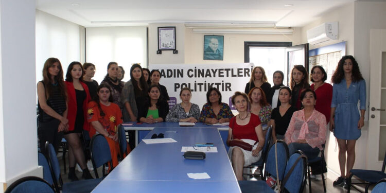 Adana'da 10 ayda 16 kadın öldürüldü