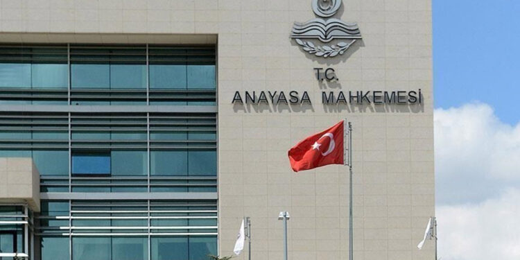 Anayasa Mahkemesi’nden 'sansür yasası' kararı