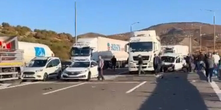 Ankara'da zincirleme kaza; 6 yaralı