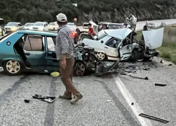 Antalya’da kaza; 3 yaşındaki Mustafa Poyraz öldü, 8 yaralı