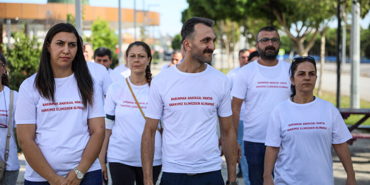 Antalya'da kiracılar, Ankara'ya yürüyüşe başladı