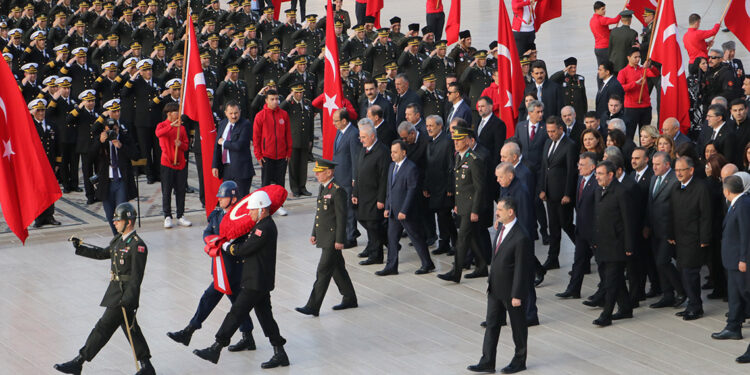 Atatürk vefatının 85'inci yılında Anıtkabir'de anıldı