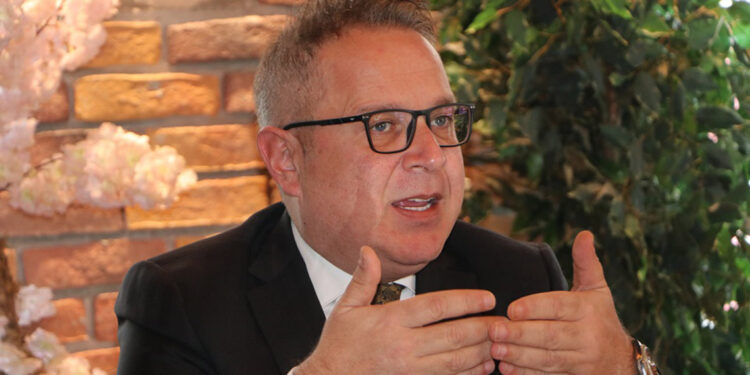 Av. Ebubekir Elmalı, belediye başkanlığı adaylığını açıkladı