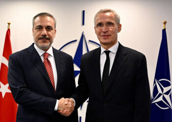 Bakan Fidan NATO Genel Sekreteri Stoltenberg ile görüştüBakan Fidan NATO Genel Sekreteri Stoltenberg ile görüştü