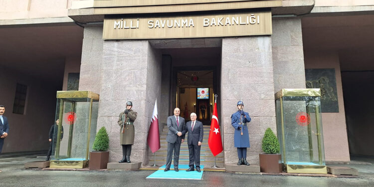 Bakan Güler, Katar Savunma Bakanı ile görüştü