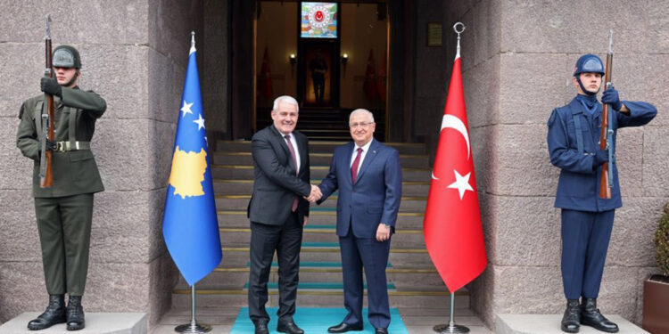 Bakan Güler, Kosova İçişleri Bakanı Sveçla ile görüştü