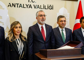 Bakan Işıkhan, mesleki eğitim iş birliği protokolünü imzaladı