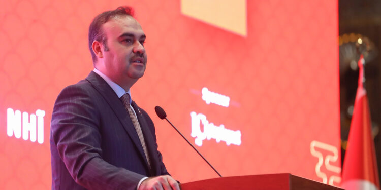 Bakan Kacır'dan 'Vietnam-Türkiye iş birliği' açıklaması