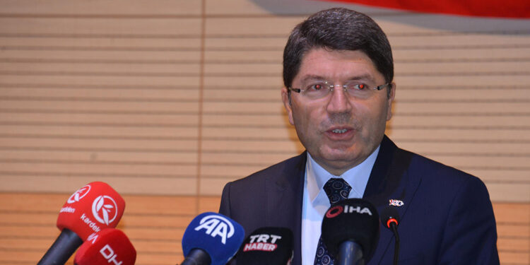 Bakan Tunç'tan Yargı Reformu Strateji Belgesi açıklaması