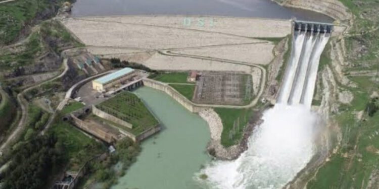 Batman Çayı'na girmek yasaklandı